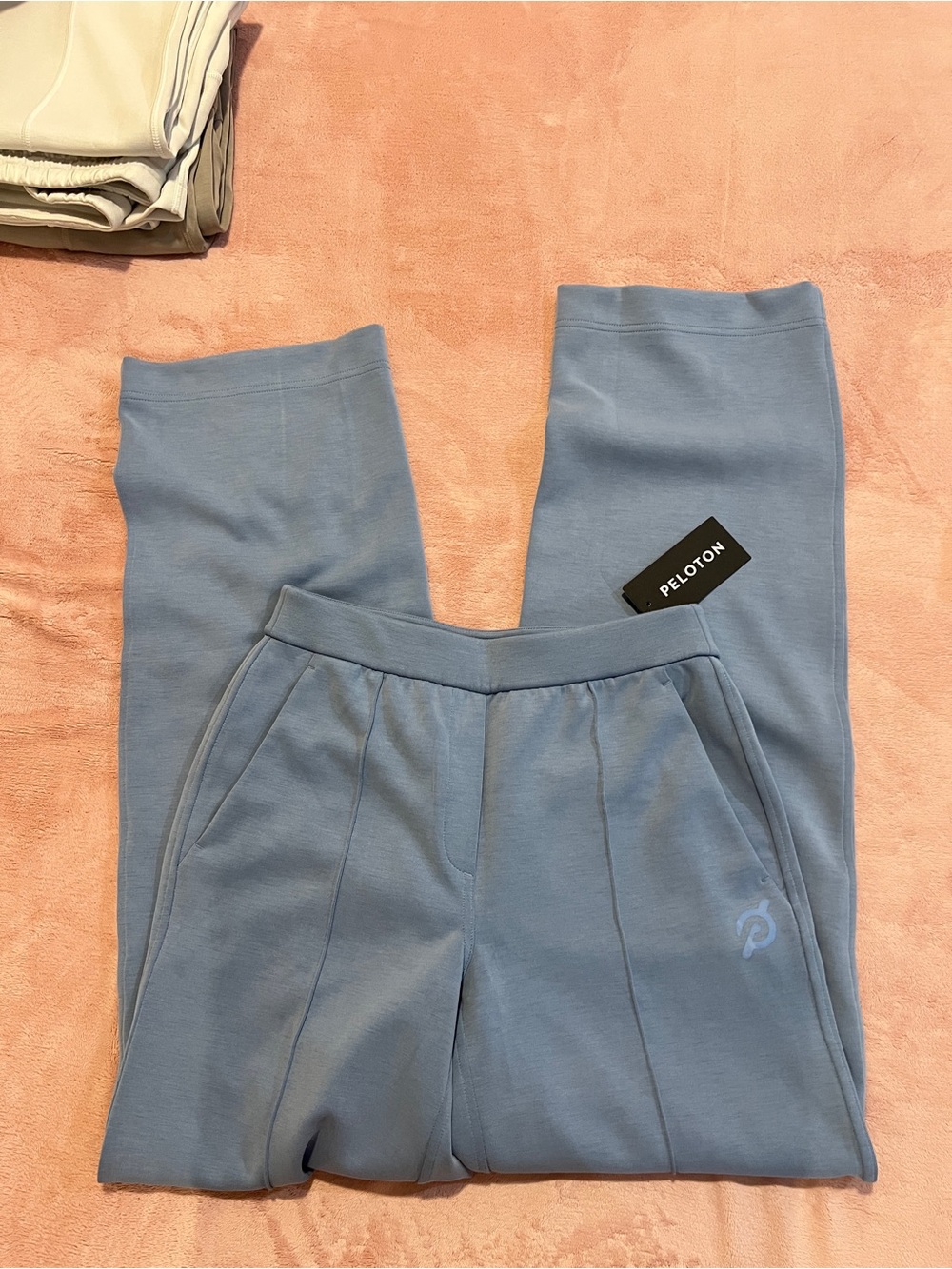 NWT Lululemon Softstreme Pintuck Mid-Rise Pant BLWL XS
